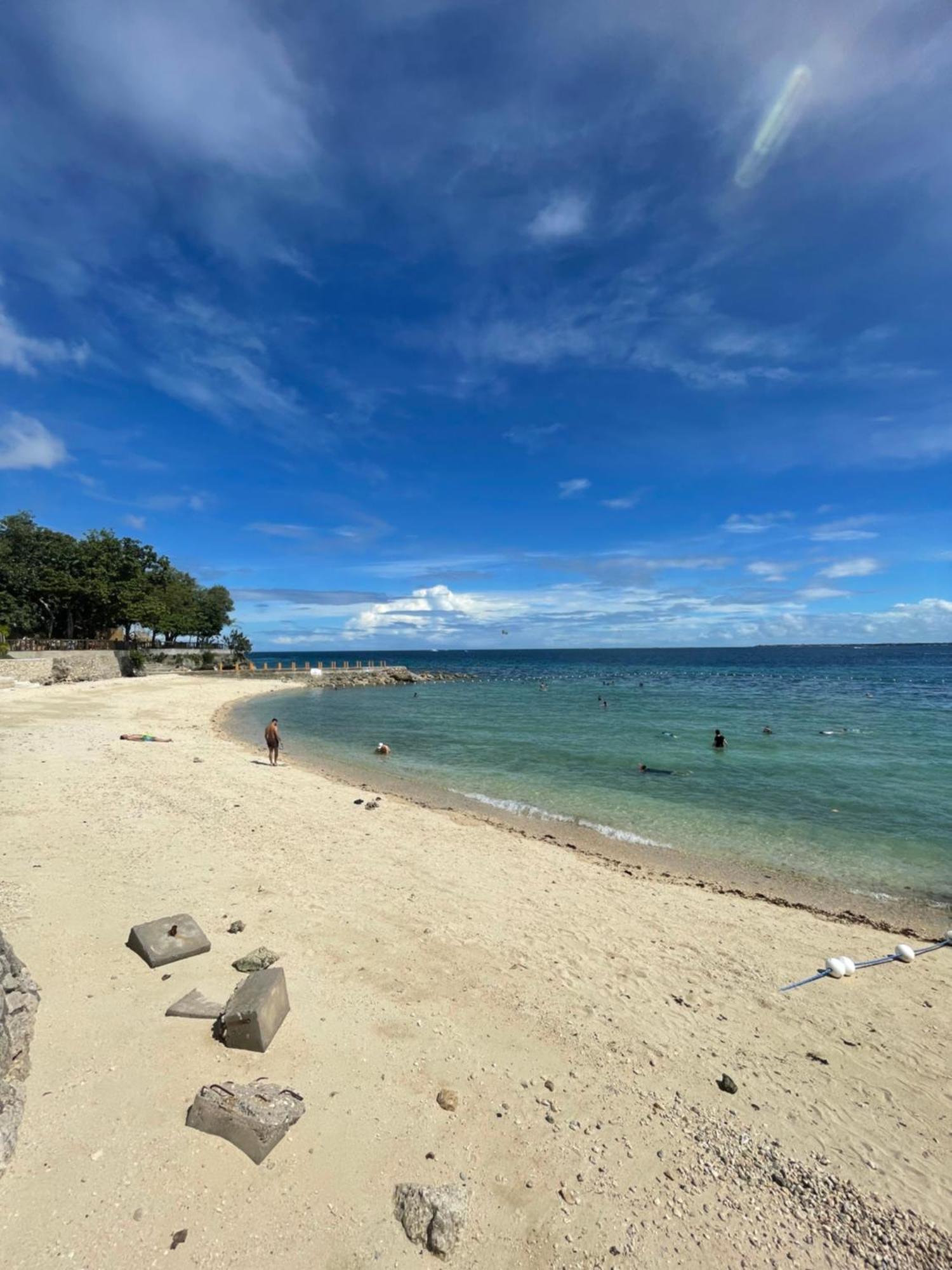The Beach Suite At The Mactan Newtown Lapu-Lapu City Kültér fotó